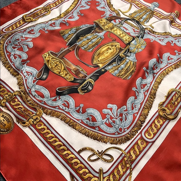 Hermes ‘Bride de Cour’ Scarf. 100% Silk. Made in France. Hand Rolled edges. - Picture 14 of 15